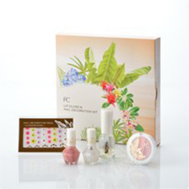 株式会社ファンケルLIPGLOSS&NAIL DECORATION KIT パッケージデザイン