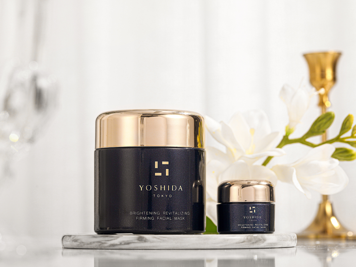 BRIGHTENING REVITALIZINGFIRMING FACIAL MASKパッケージデザイン パッケージデザイン 